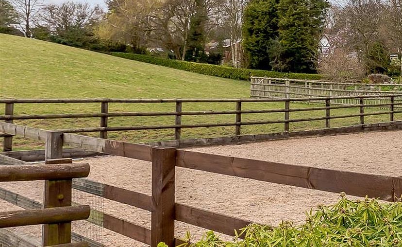 Equine Property For Sale - Rugely